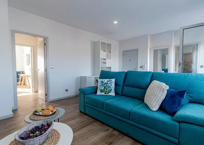 Downtown 1br W/ Balcony By Lovelystay Apartment