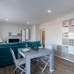 Lägenhet Downtown 1br W/ Balcony By Lovelystay Oporto