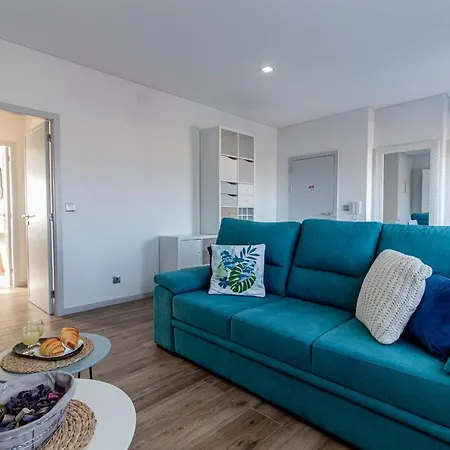 Downtown 1br W/ Balcony By Lovelystay Lägenhet